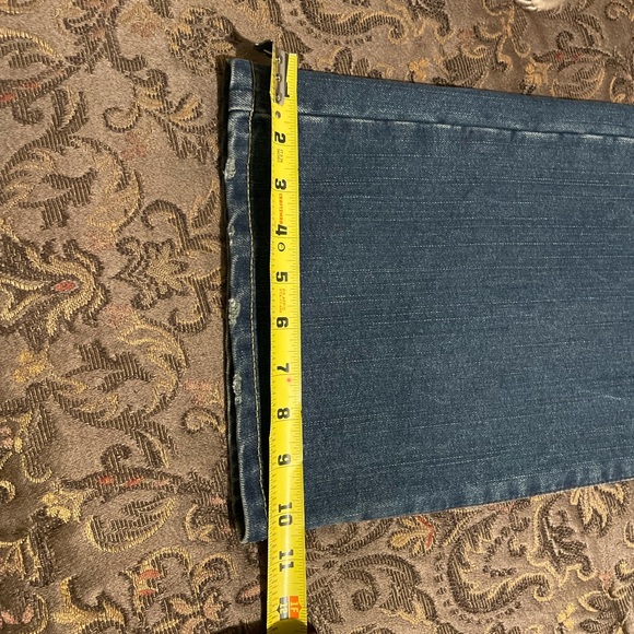 American exchange-new jeans never worn!  No tags.  See all pictures - Picture 10 of 13